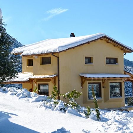 Levandes Houses Kalavryta Exterior photo